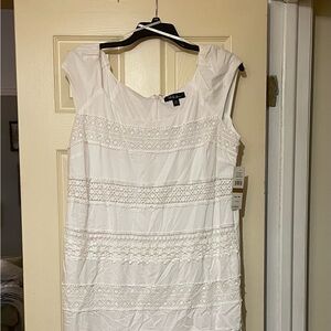 S.L.Fashion white lace vintage dress.